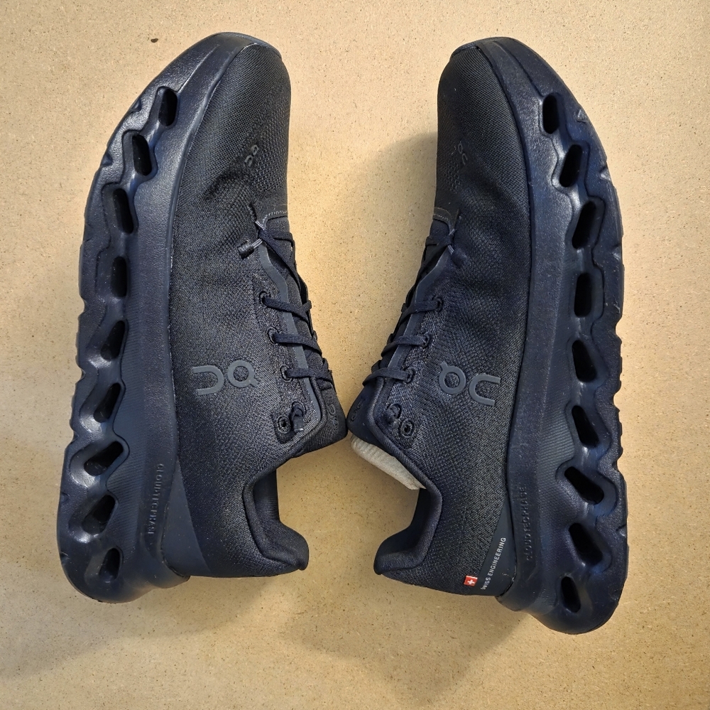 On Running Walking Sneakers, Men's Size 9, Cloudtilt